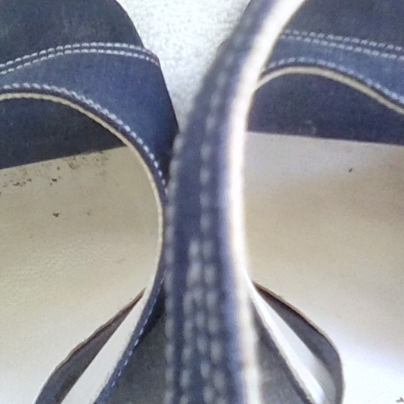 Prada Vero Cuoio Teat Blue Ankle Strap Spool Heel - Picture 8 of 8